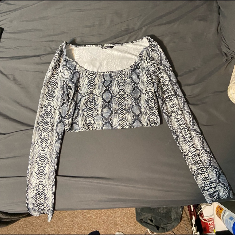 Snake crop top